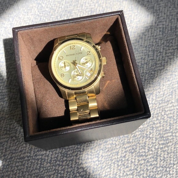 Micheal Kors Gold Watch main image 5